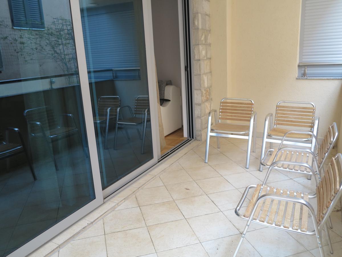 Apartment Sunrise Свети Стефан Екстериор снимка