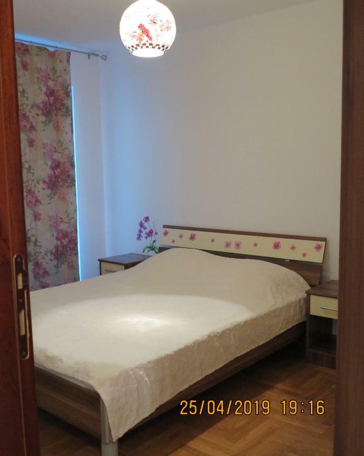 Apartment Sunrise Свети Стефан Екстериор снимка